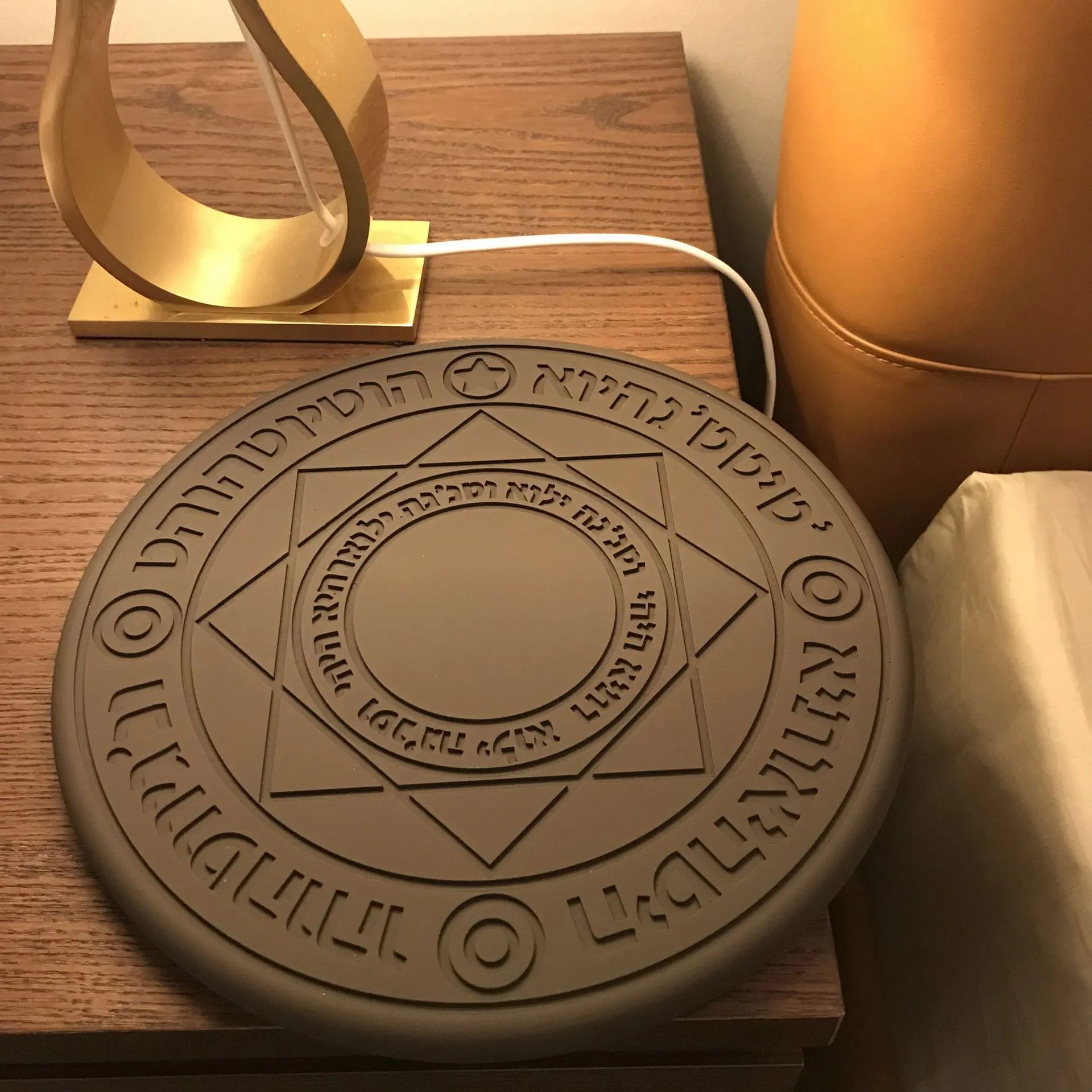 Fast Charging Wireless Mobile Phone Charger - Bellarte Enchanté Fast Charging Wireless Mobile Phone Charger